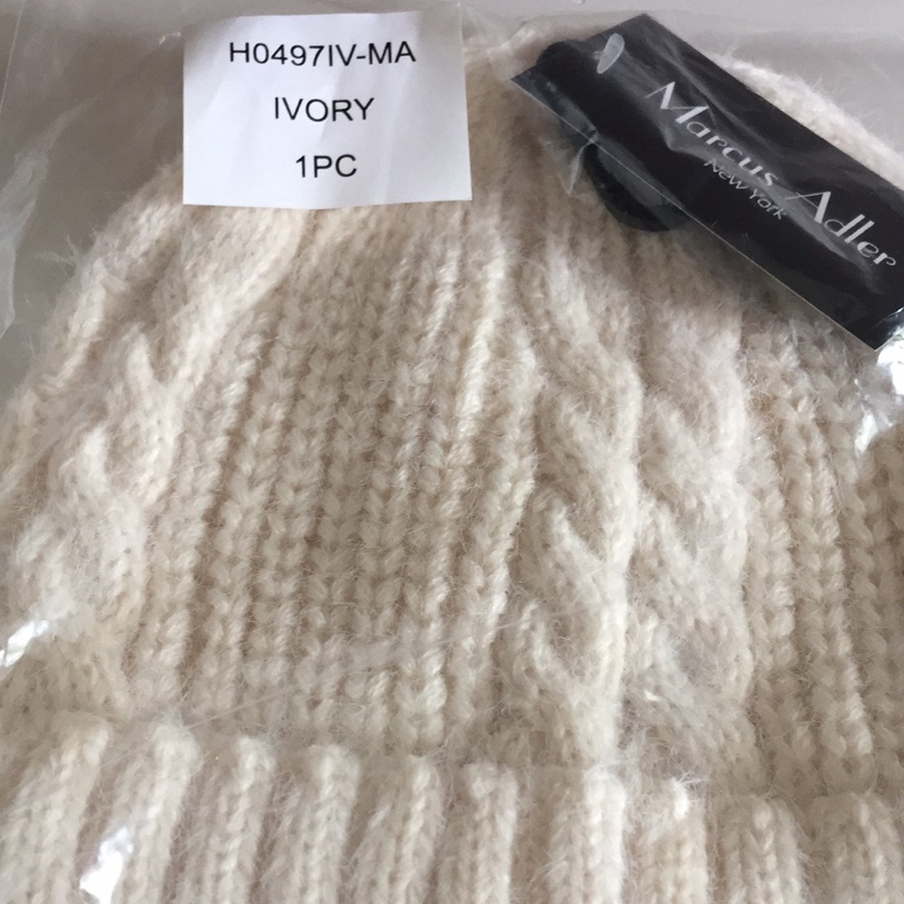 Marcus Adler melange  Beanie  Brand New Reg pr $30